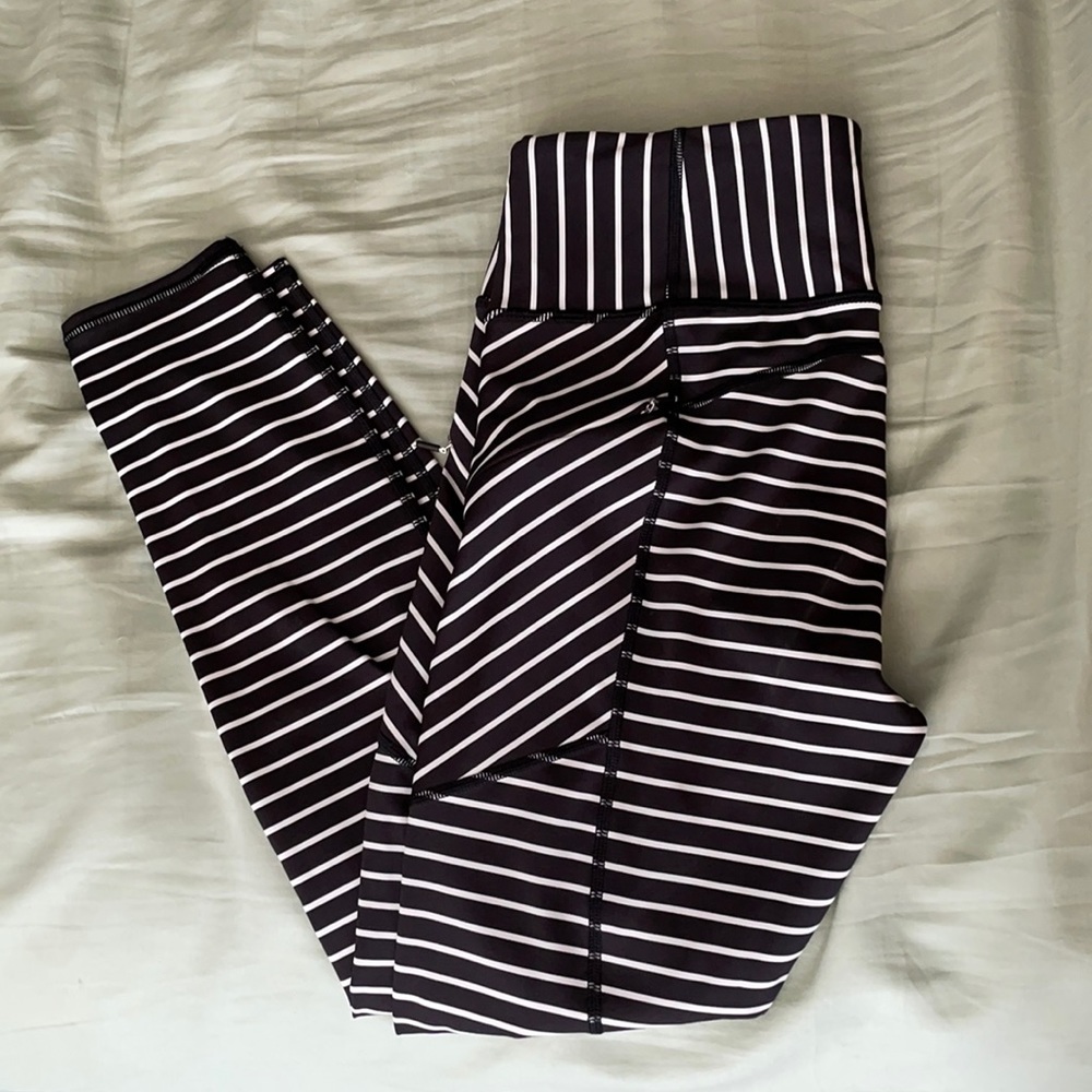 Athleta Striped 7/8 Contender Tights